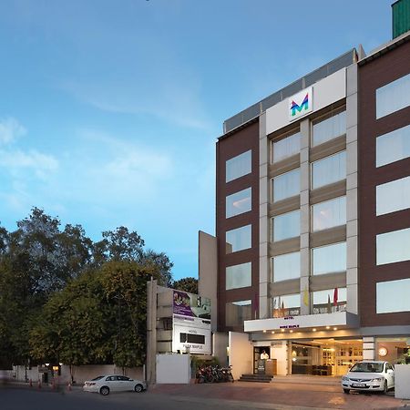 Hotel Mint Park Maple Amritsar Buitenkant foto